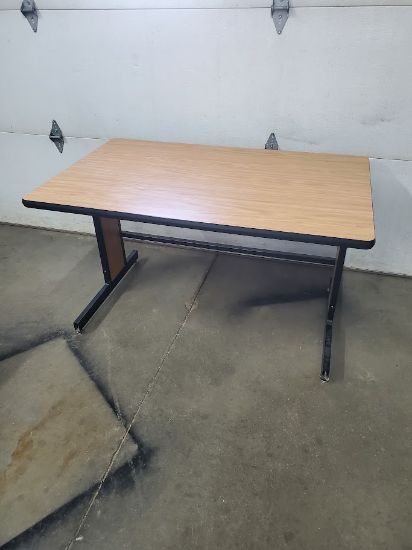 Picture of 30x48 Table