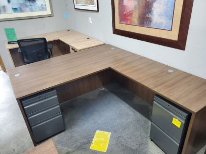 Picture of L Desk Shell  72x83
