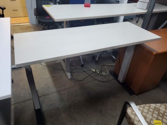 Picture of Herman Miller Sit/Stand desk 24x60